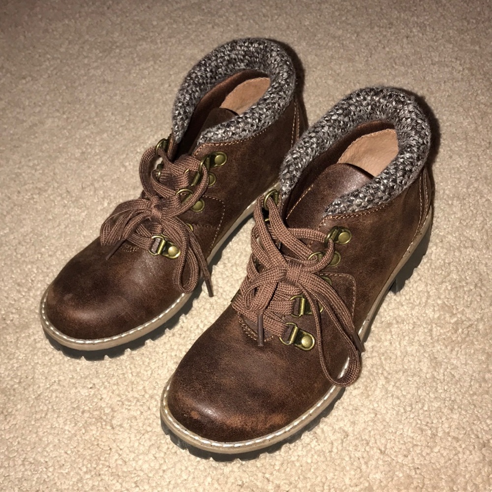 Winter ankle boots